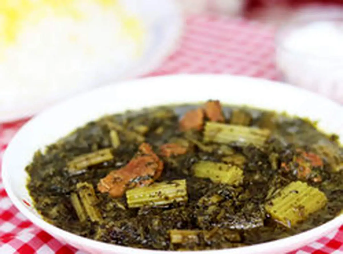 طرز تهیه خورشت کرفس