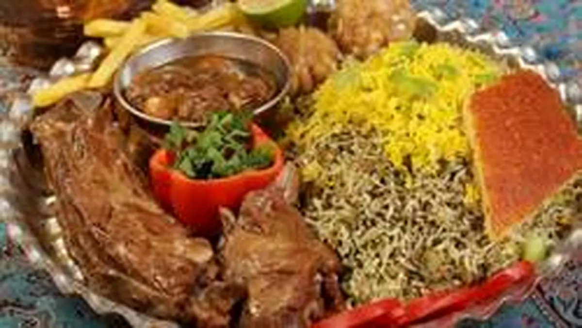 طرز تهیه “باقالی پلو با گردن” رستورانی