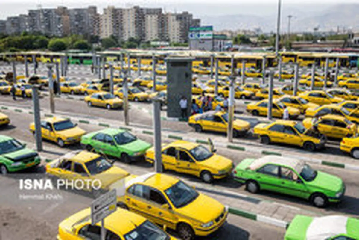 تمام رانندگان تاکسی بیمه میشوند