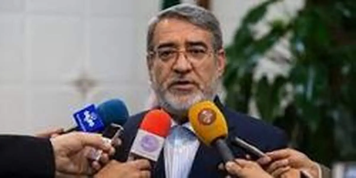 وزیر کشور از دستگیری عوامل کیک‌های آلوده خبر داد