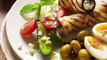 ترکیب تخم مرغ و سبزیجات کبابی