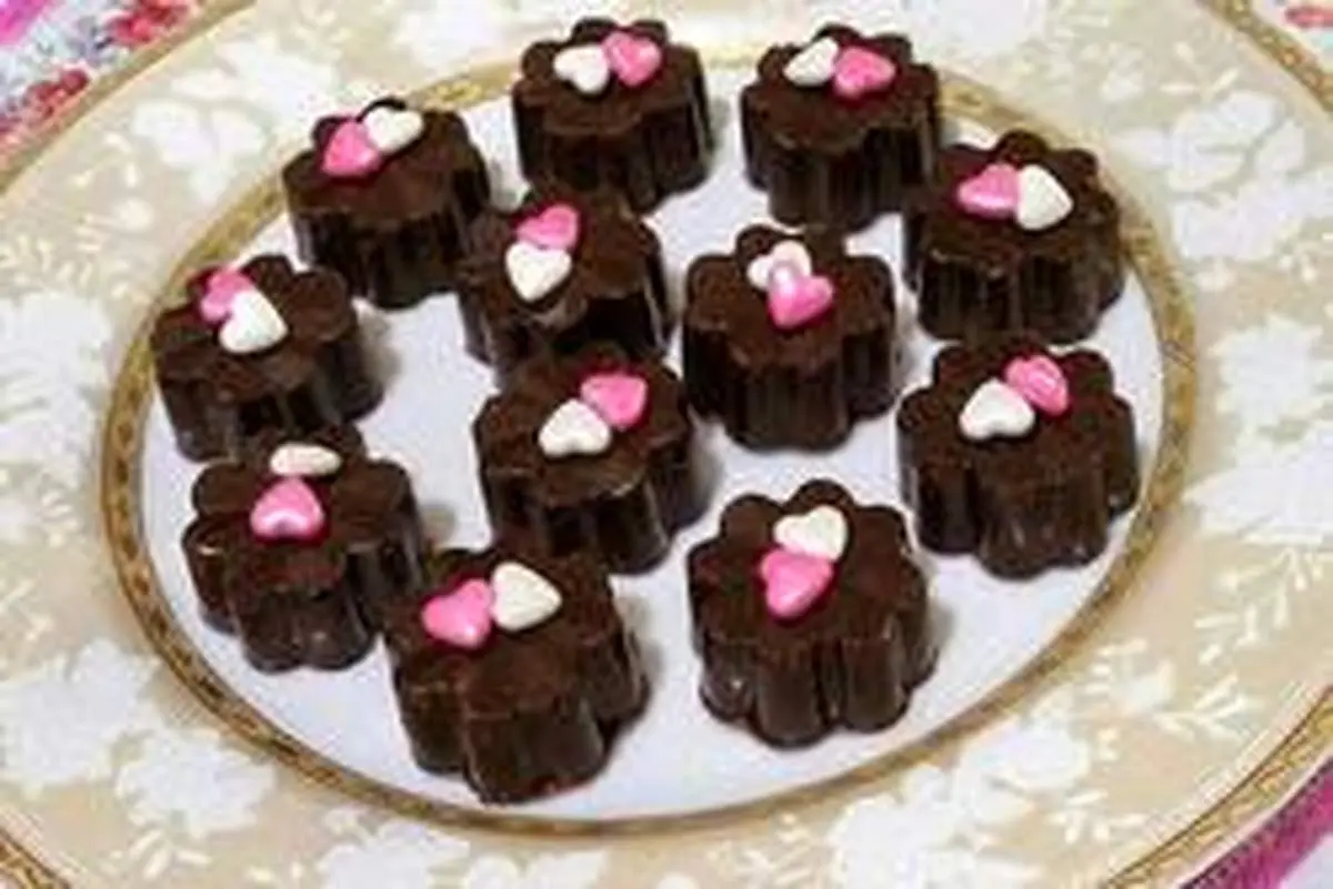 حلوای شکلاتی با عطر دارچین