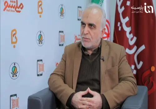 سلفی معنادار آذری جهرمی؛ وزیر اقتصاد مشخص شد؟/عکس