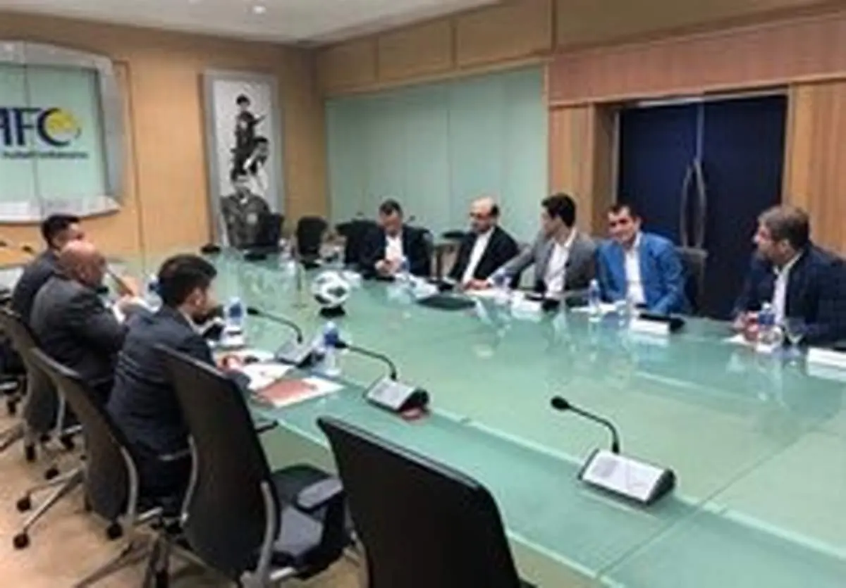 ابهام عجیب در حرفهای معاون وزیر ورزش و مدیران استقلال و پرسپولیس