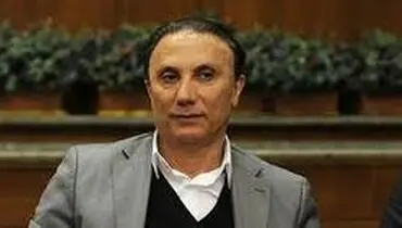 بیرانوند باید تمام تمرکزش را روی تمرینات پرسپولیس بگذارد