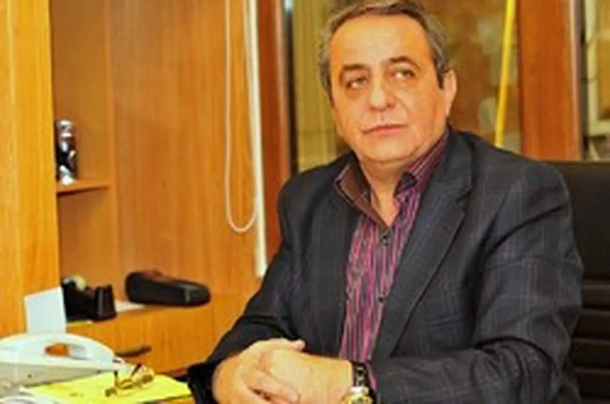 محمد کشتی آرای: افزایش نرخ ارز سکه و طلا را گران‌تر کرد/ یک گرم طلای ۱۸ عیار ۵۰۰ هزار تومان را رد کرد