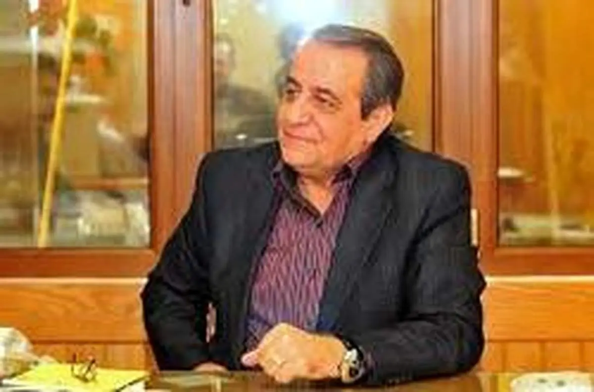 محمد کشتی آرای: طلا در بازار کشور گران‌تر شد/ دلار در بازار امروز ۱۳ هزار و ۷۶۰ تومان