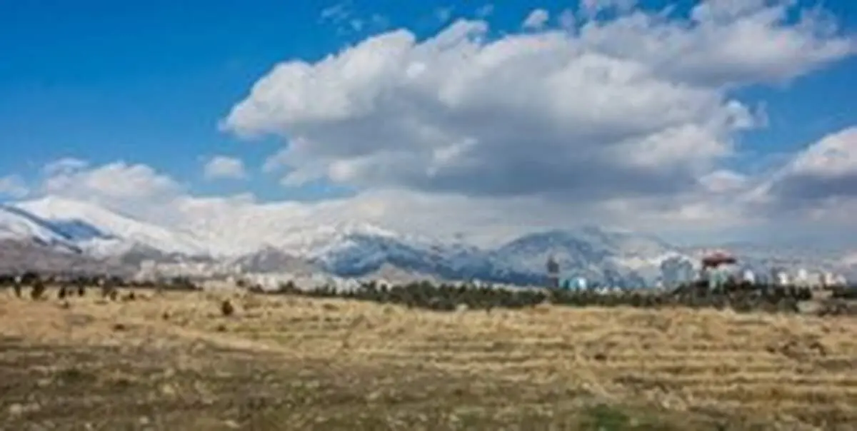 برف و کولاک در غرب کشور/ ادامه وزش باد در تهران
