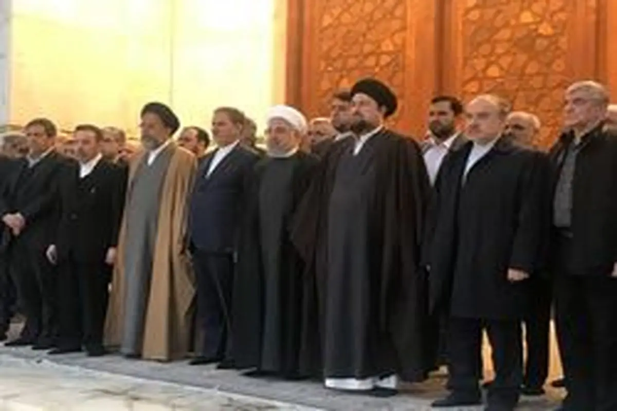روحانی: امام خمینی میزان بودن رای ملت را به عنوان شعار مطرح نکرد/راهی جز ایستادگی و وحدت نیست