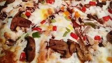 طرز تهیه «پیتزا کالباس خانگی»