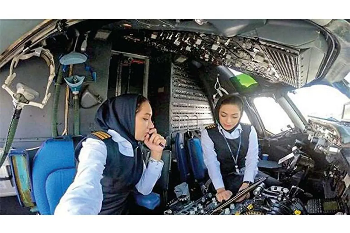 فیلم/  اولین پرواز با اولین خلبان‌های زن ایران