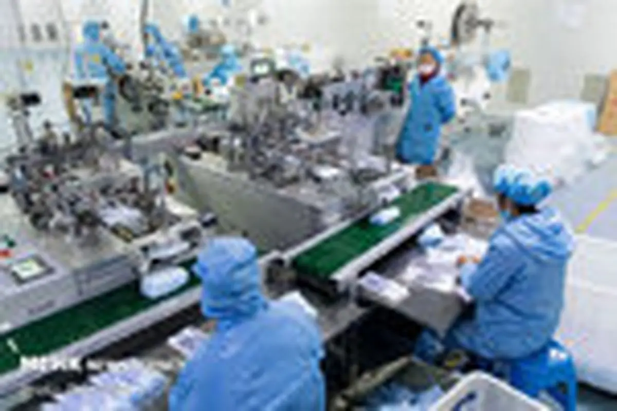 کارخانه تولید ماسک در چین