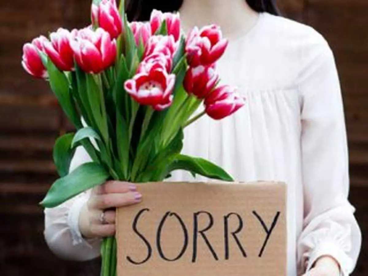 خانم ها! بابت این کار‌ها عذرخواهی نکنید