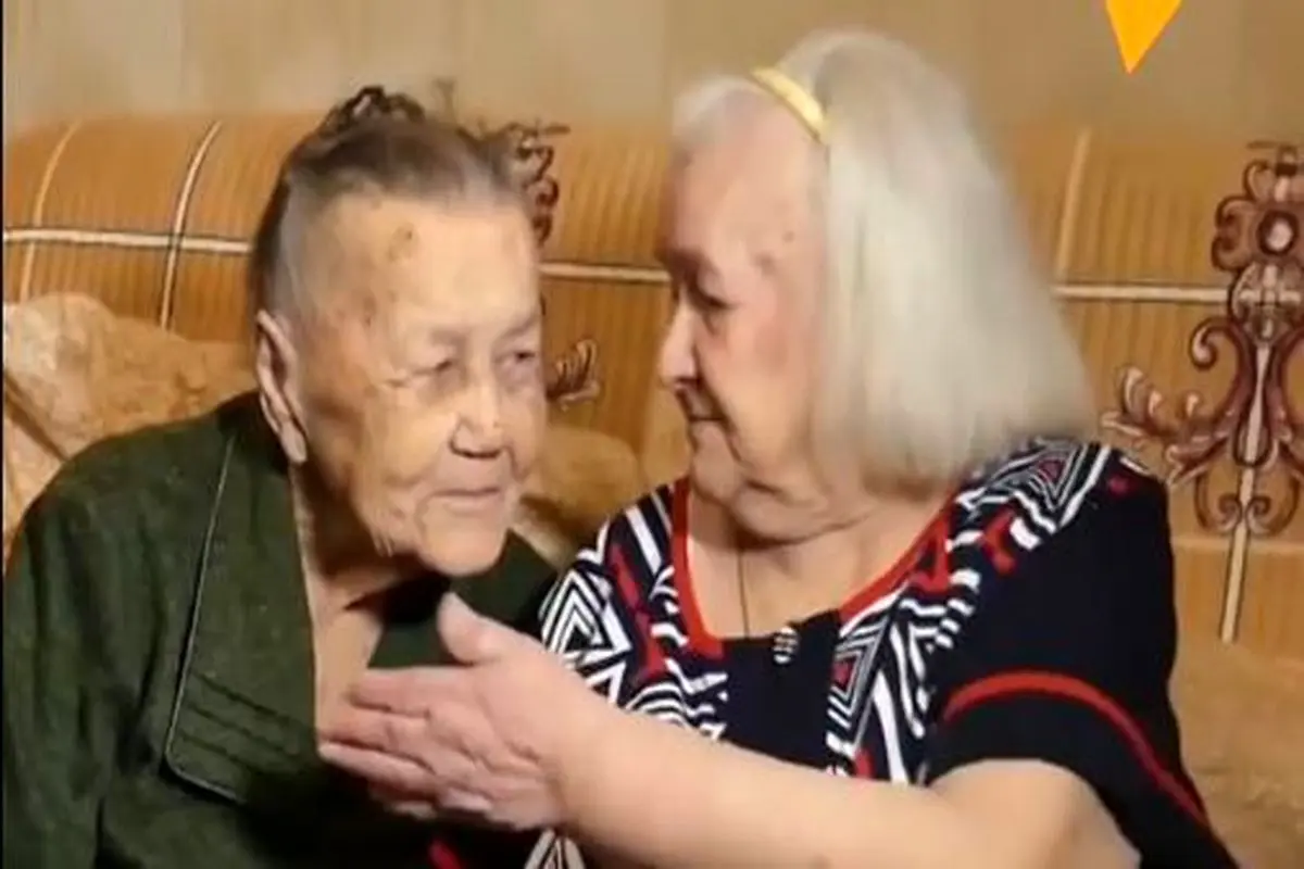 وصال دو خواهر بعد از ۷۸ سال +عکس