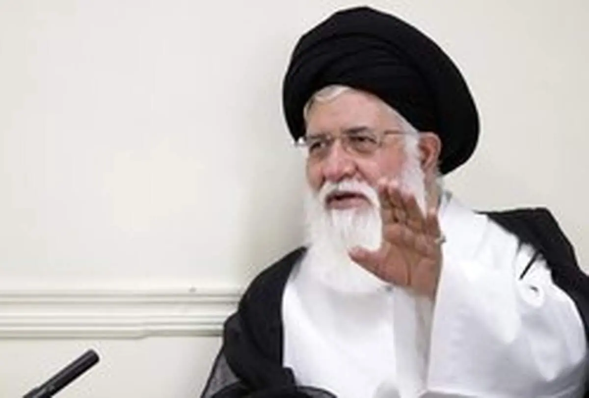 علم‌الهدی: انقلاب اسلامی، خدای حذف شده را به متن زندگی آورد