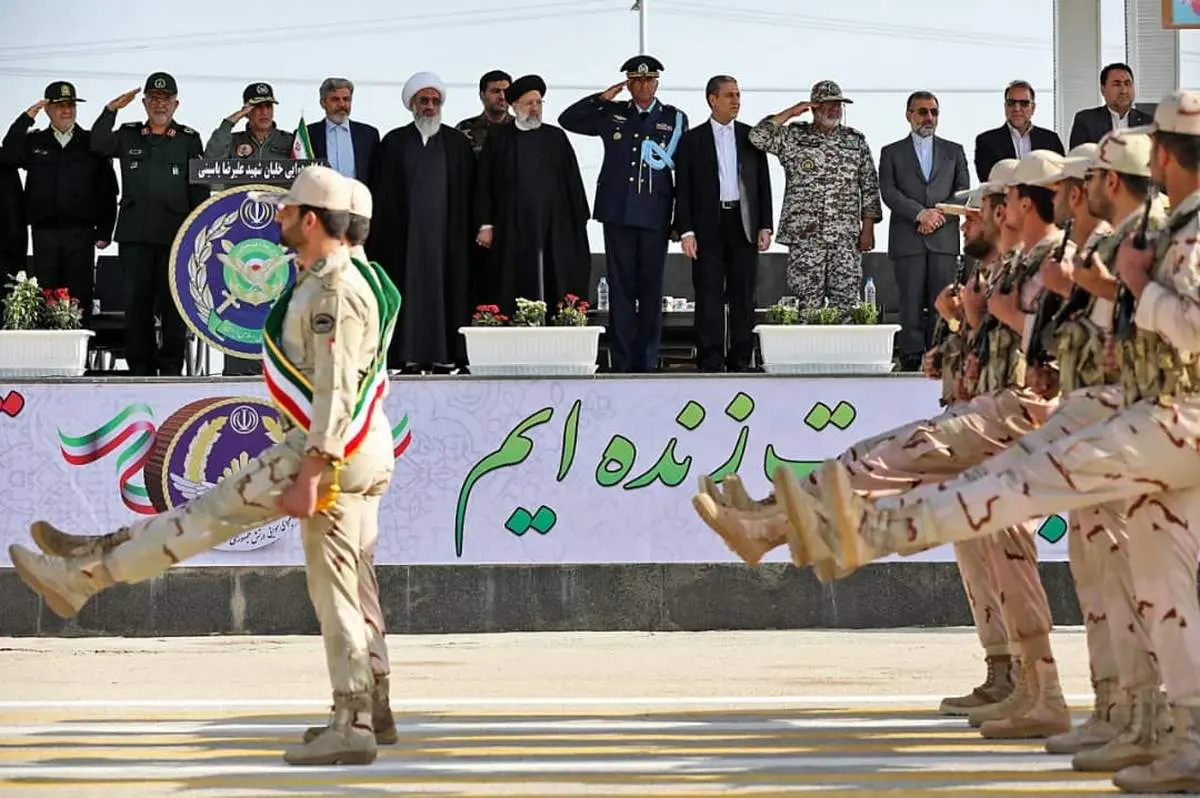 آیت الله رییسی: هرگز ‌اجازه خواب راحت را به آمریکایی‌ها ‌نمی‌دهیم / با کوچک‌ترین خطایی جای آن‌ها در قعر آب‌های خلیج فارس خواهد بود