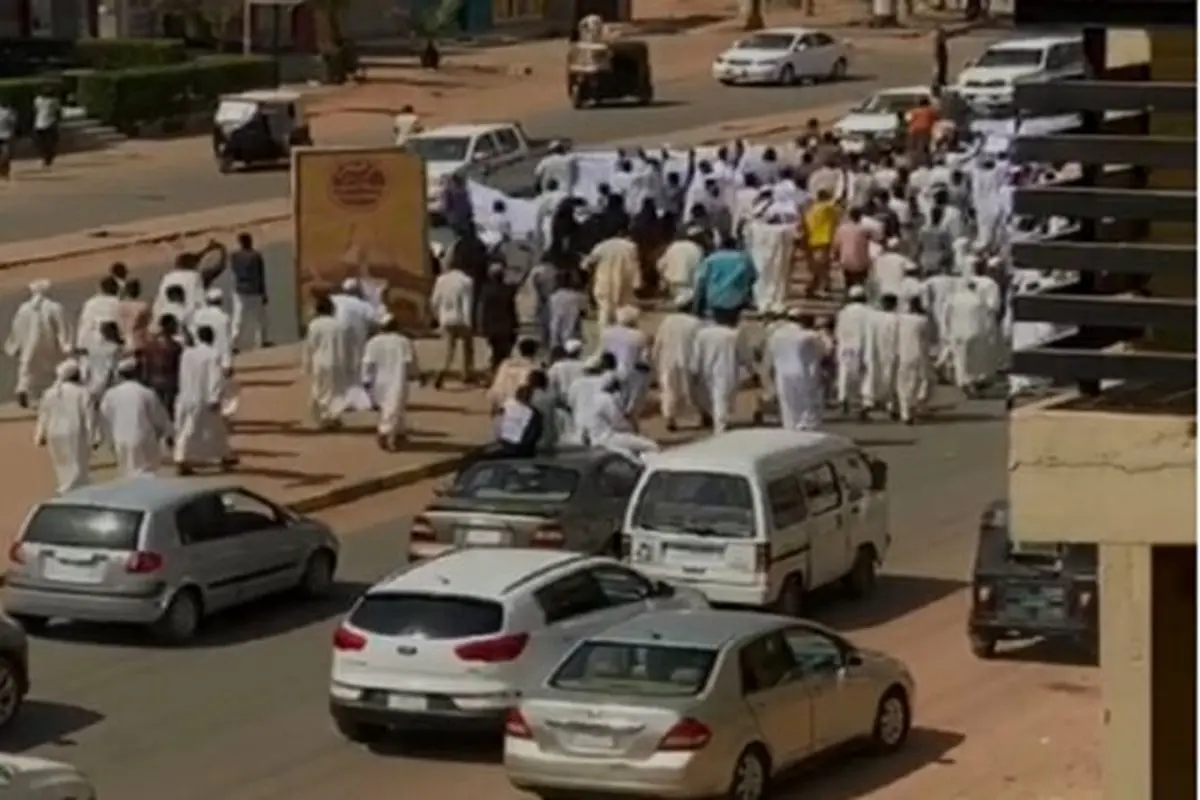 تظاهرات سودانی‌ها در محکومیت دیدار البرهان با نتانیاهو