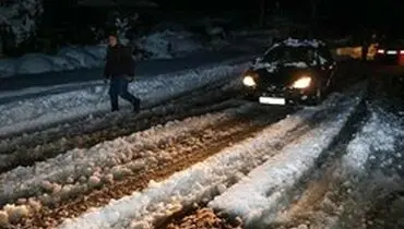 محاصره مسافران محور بجنورد به آشخانه در برف؛ هیچ امکاناتی برای اسکان و پذیرایی از مردم نیست