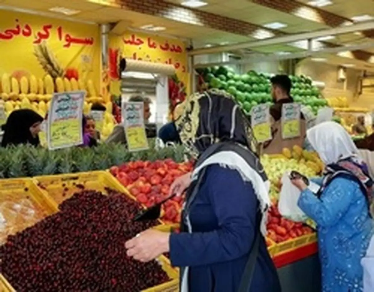 60 درصد مراجعه‌کنندگان به میادین میوه و تره بار را بانوان تشکیل می‌دهند