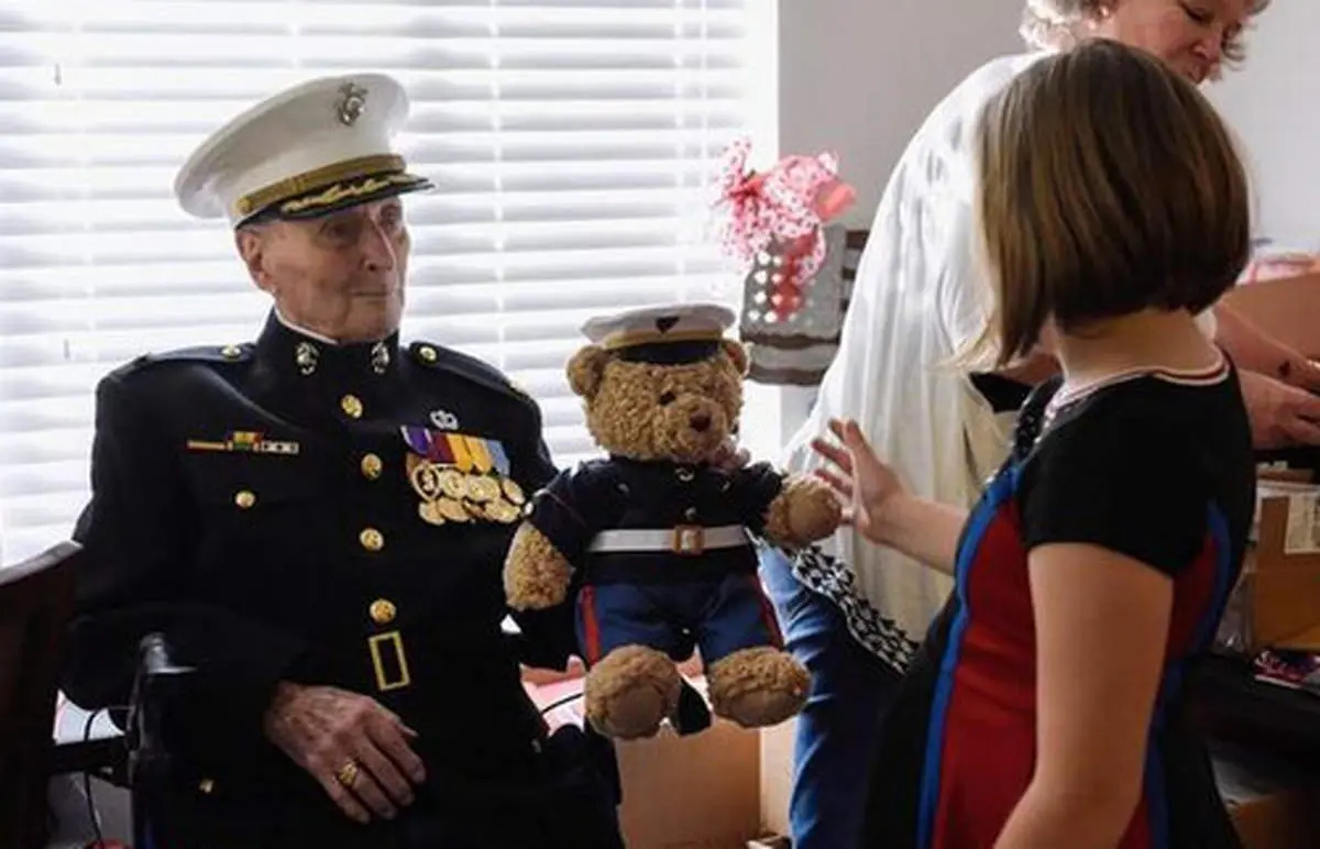 سرباز ۱۰۴ ساله آمریکایی هزاران نامه ولنتاین دریافت کرد+تصاویر
