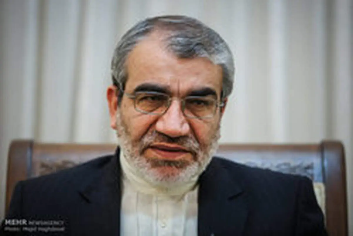 انتخابات در آمریکا نمایش دموکراسی است