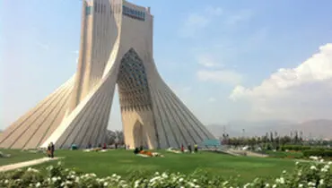 اطفای حریق در موتورخانه برج آزادی