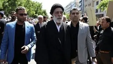 هادی خامنه‌ای: از لیست خاصی حمایت نمی‌کنیم
