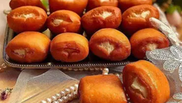 پیراشکی کرم دار برای مهمانان