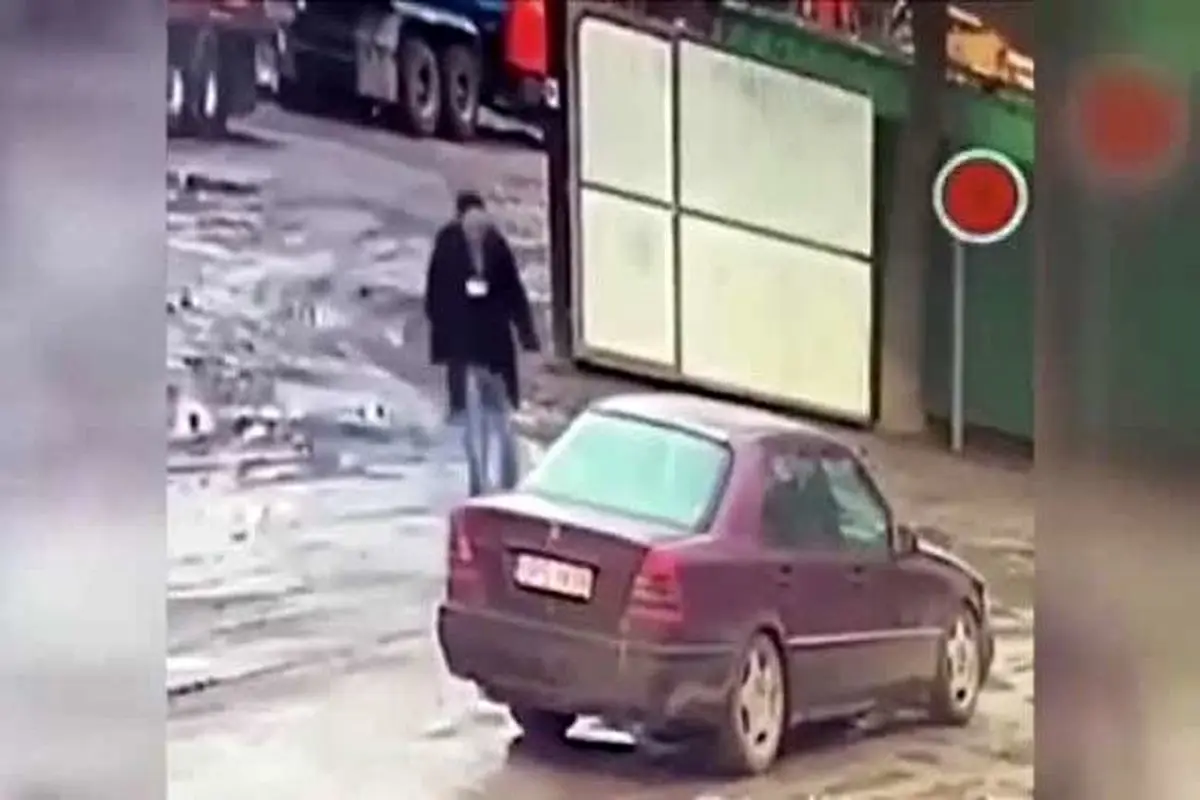 ویدیو| لحظه انفجار نارنجک داخل خودروی ۳ مرد مست اوکراینی