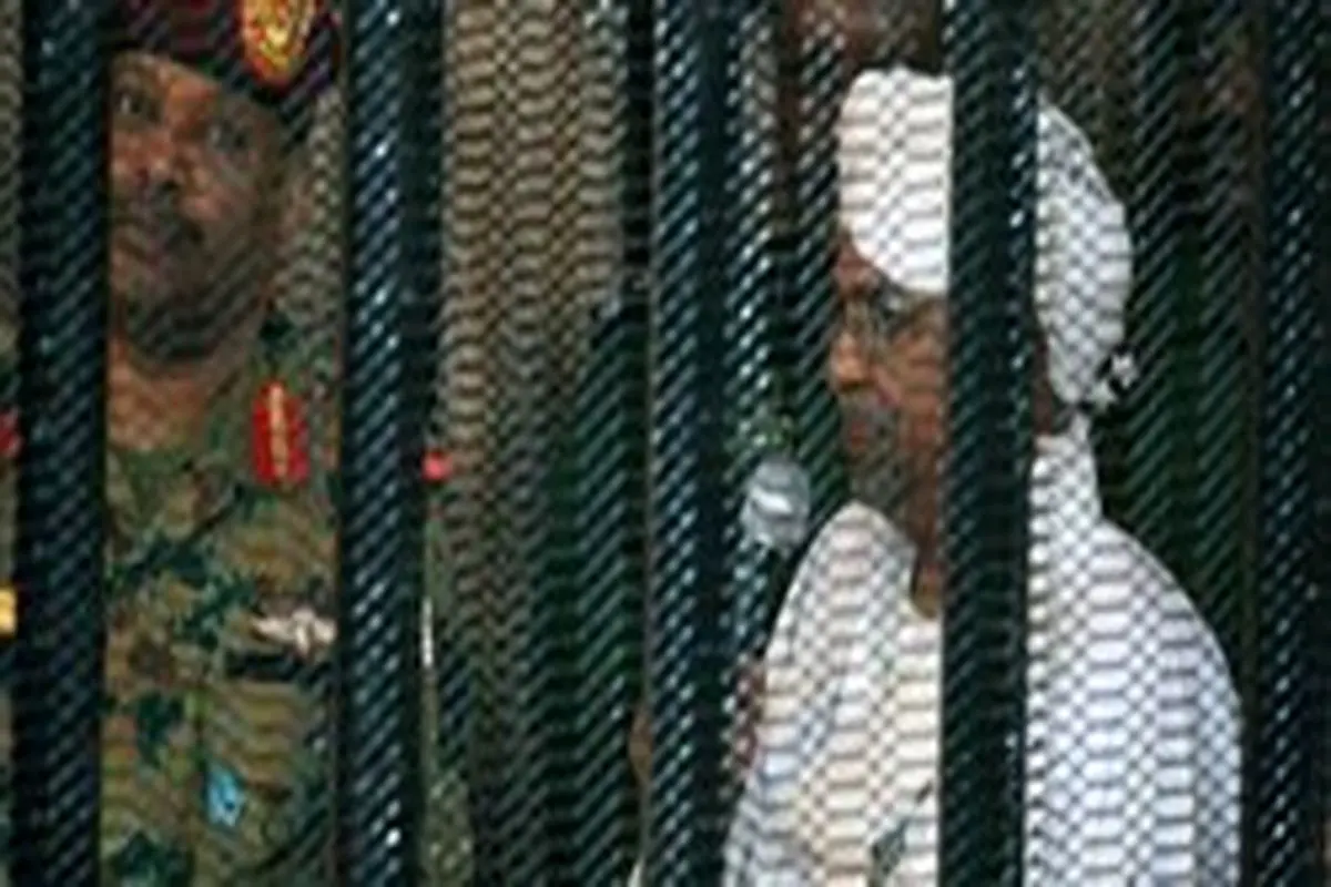 اخراج ده‌ها دیپلمات سودانی به اتهام ارتباط با دولت «عمر البشیر»