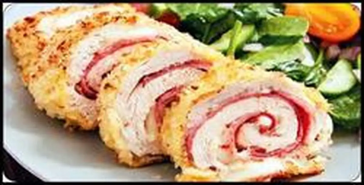 فست فود خوشمزه با مرغ و ژامبون خانگی