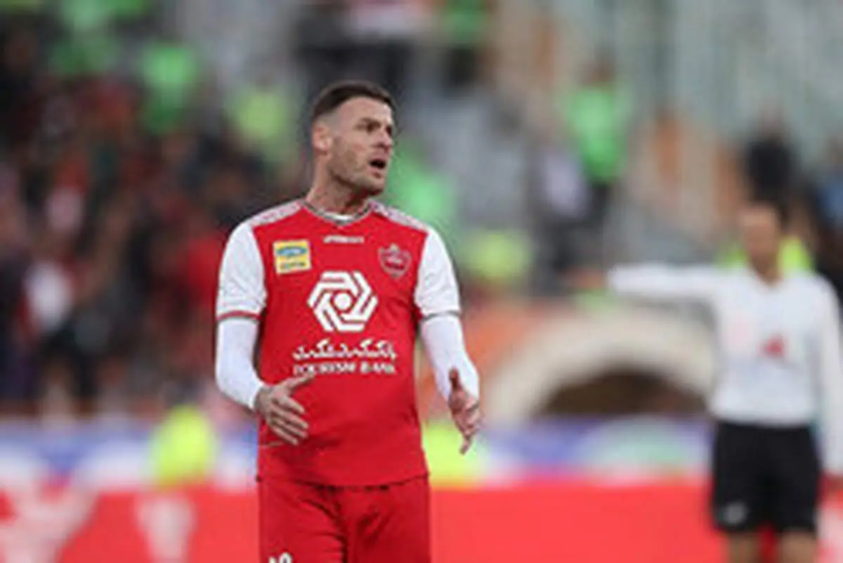 مهاجم پرسپولیس با قرار وثیقه آزاد شد