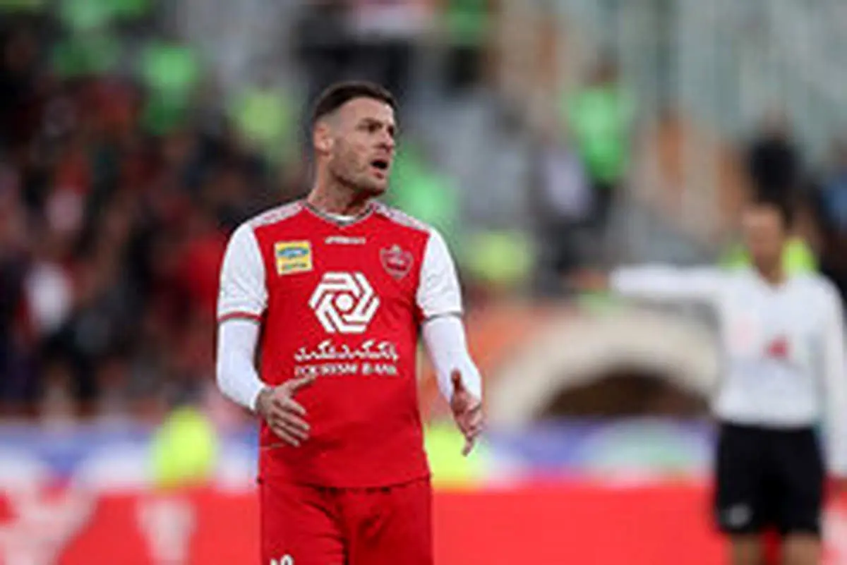 مهاجم پرسپولیس با قرار وثیقه آزاد شد
