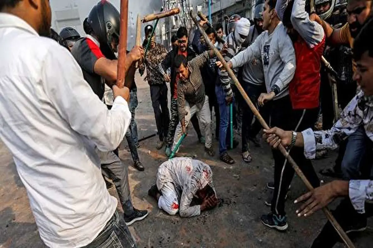 شورش در دهلی: کتک زدن، زجر کش کردن، و زنده سوزاندن مسلمانان