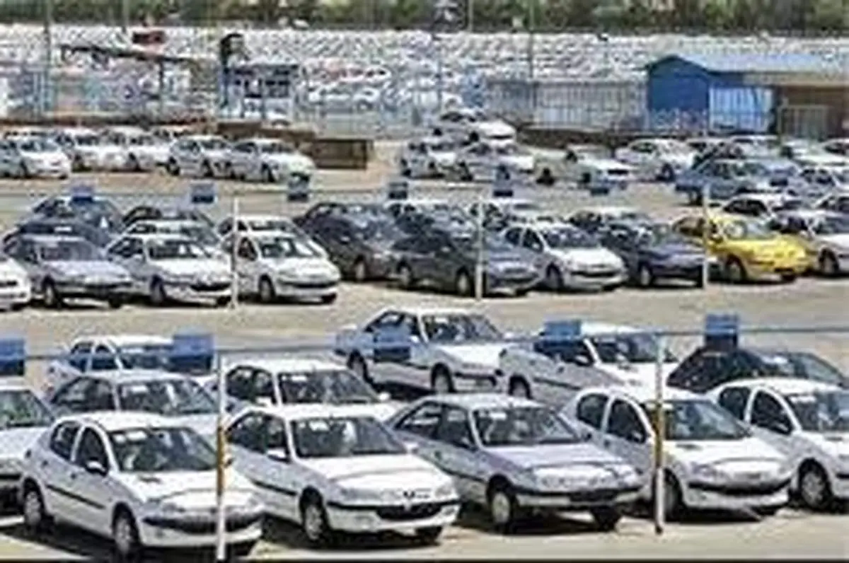 قیمت روز خودرو در ۷ اسفند/قیمت کیا سراتو ۲۰۰۰ (اتوماتیک) ۴۶۵ میلیون تومان