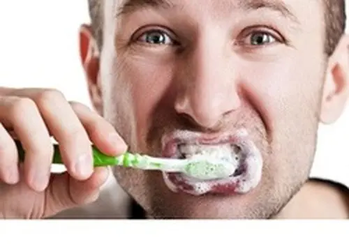 زمان‌های ممنوعه مسواک زدن؛ اگر به سلامت دندان‌هایتان اهمیت می‌دهید، این نکات را بدانید