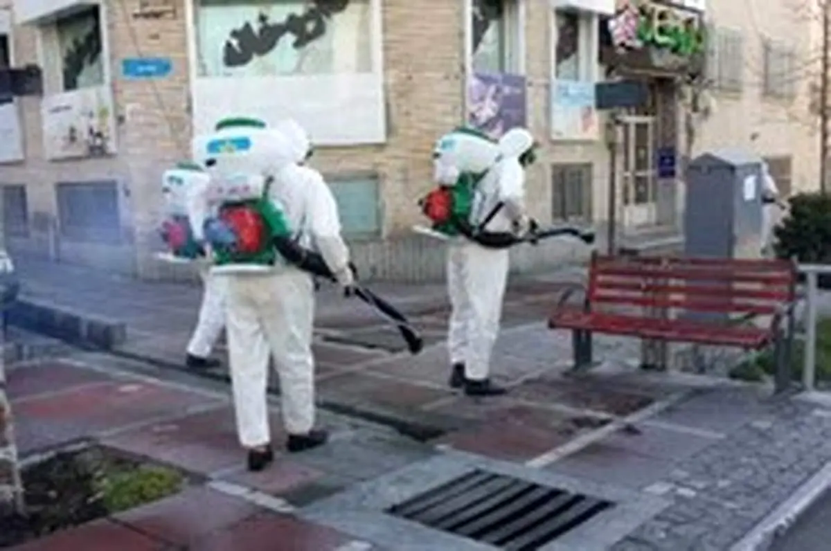 حضور ۱۰۰ اکیپ خدمات شهری برای ضدعفونی خیابان ولیعصر تا میدان راه آهن