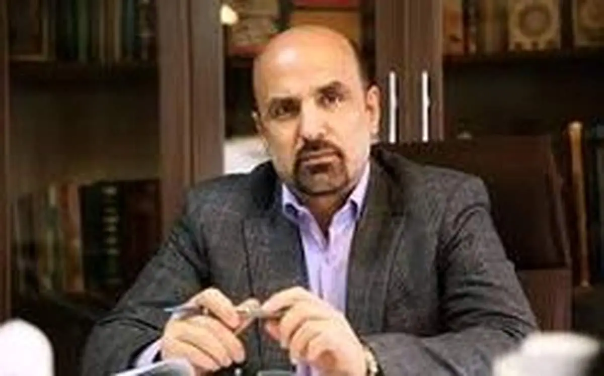 یداله صادقی:کمبود میوه برای شب عید نداریم/قیمت سیر و زنجبیل در بازار کنترل شد
