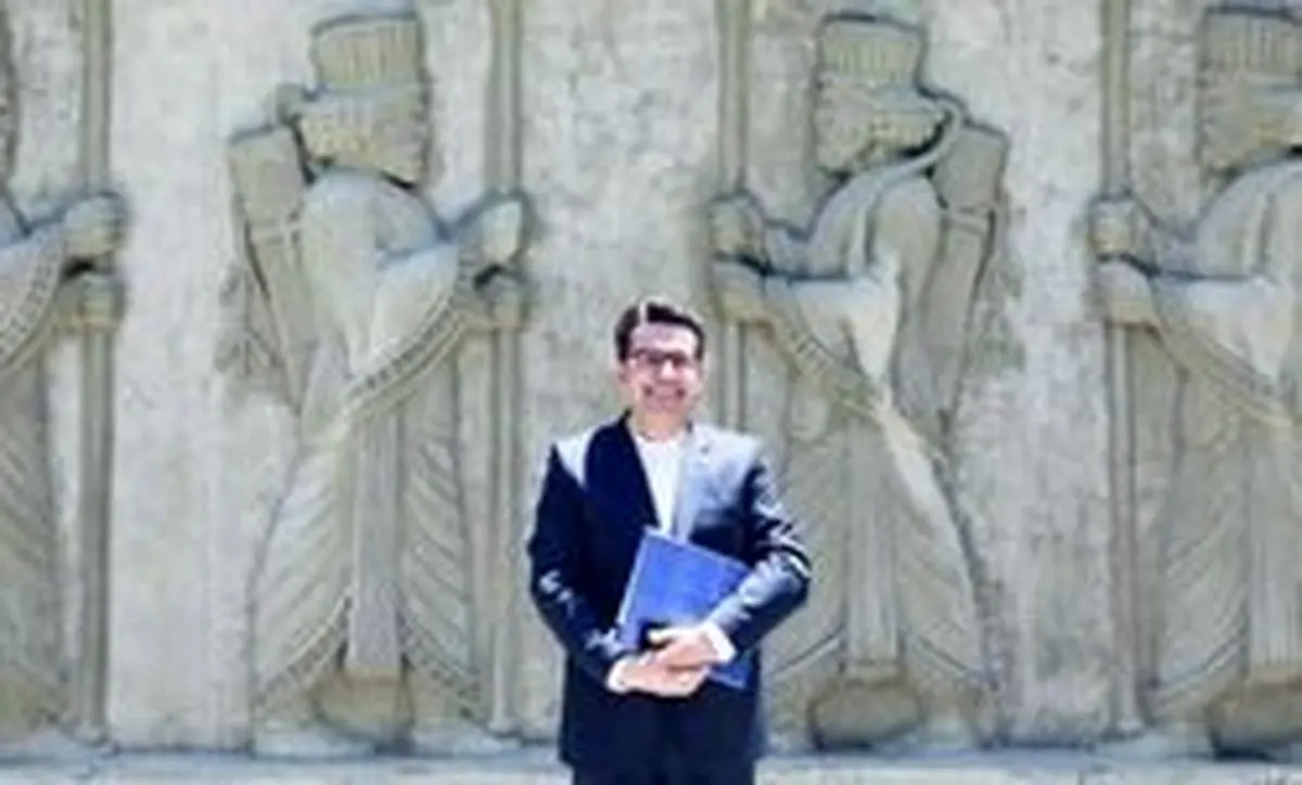 موسوی: خطکشیهای جناحی در وزارت خارجه ظریف کم رنگ شده است