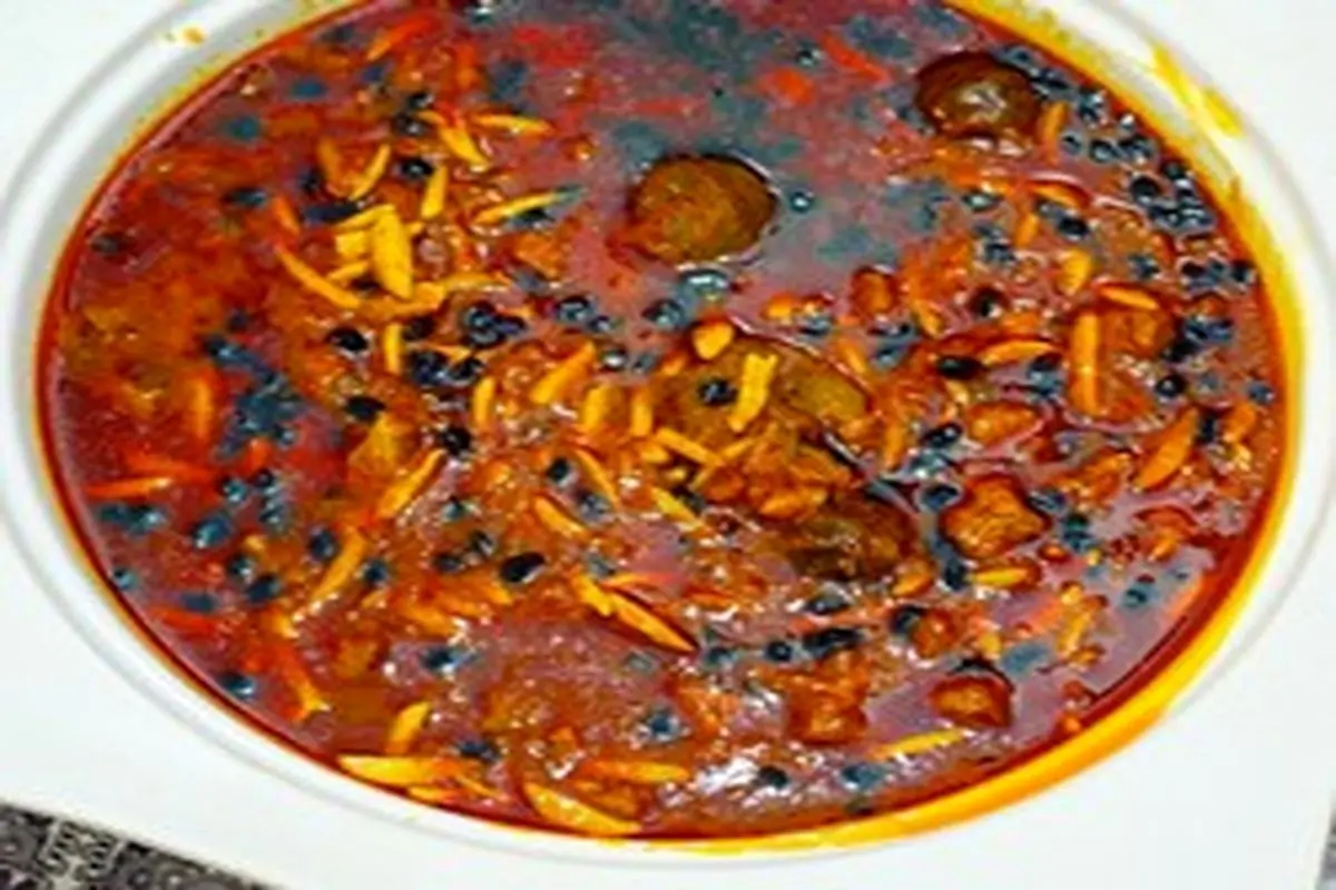 طرز تهیه خورش بادام زمینی