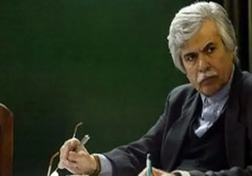 احمدزاده: دولت به‌جای کاهش هزینه‌ها از طبقه متوسط برداشت می‌کند