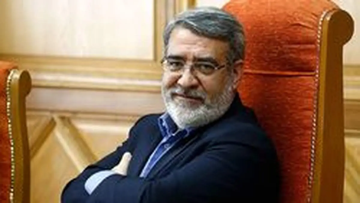 رحمانی فضلی:مقابله با کرونا مستلزم همکاری مردم است