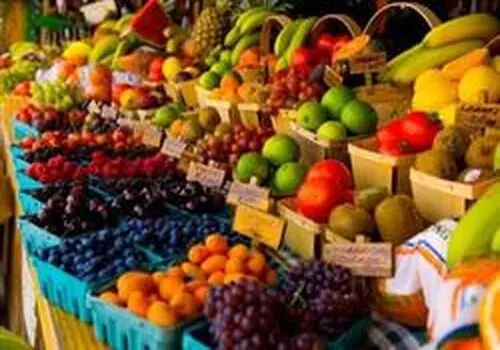 عرضه میوه شب عید در میادین تهران 