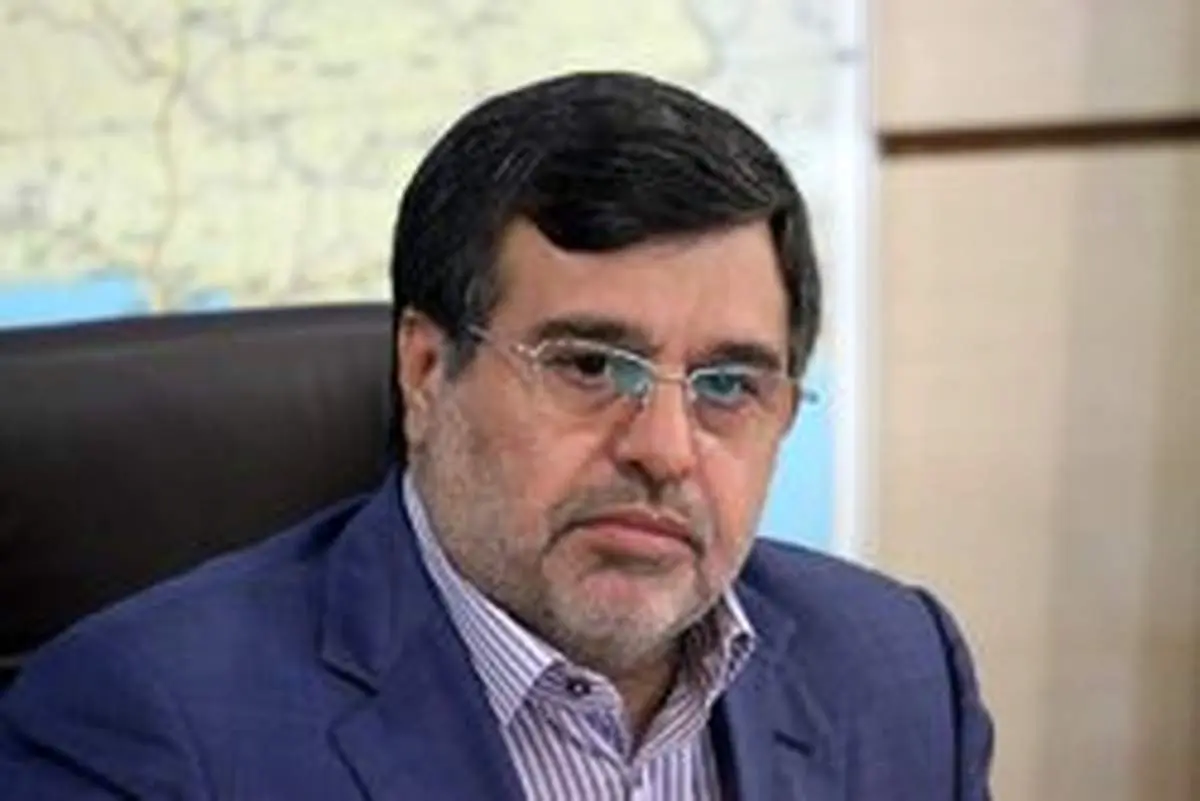 دکتر فریدون همتی: مردم در تعطیلات نوروز در خانه بمانند و به مسافرت نروند تا چرخه انتقال ویروس کرونا قطع شود/هیچ گونه خدماتی به گردشگران در هرمزگان ارائه نمی‌شود