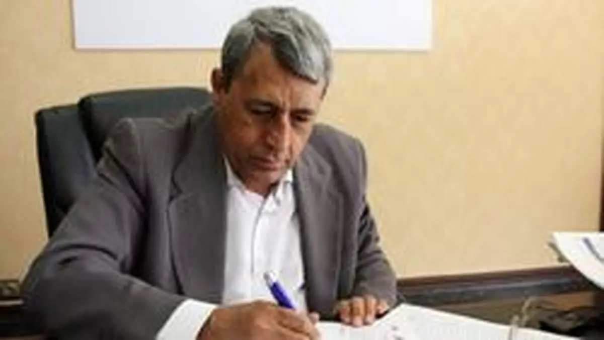 بهمن آرمان: دولت هر چه زودتر دست به‌کار شود/بسته معیشتی خوب است، کافی نیست