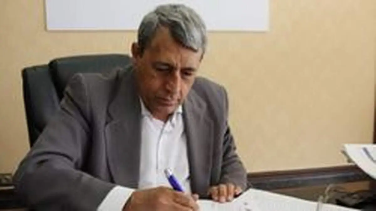 بهمن آرمان: دولت هر چه زودتر دست به‌کار شود/بسته معیشتی خوب است، کافی نیست