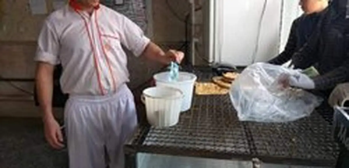 خطر انتقال ویروس کرونا از طریق نان جدی است