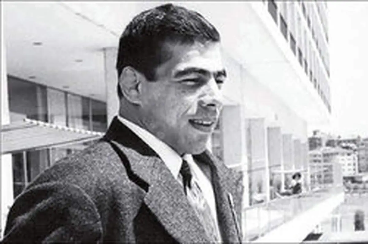 سنگ قبر جهان پهلوان تختی تعویض شد +عکس