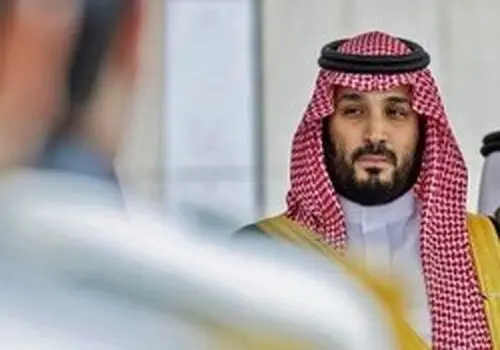 عکس/ «محمد بن سلمان» ۱ ساله در آغوش «ملک سلمان» ۵۱ ساله؛ سال ۱۳۶۵