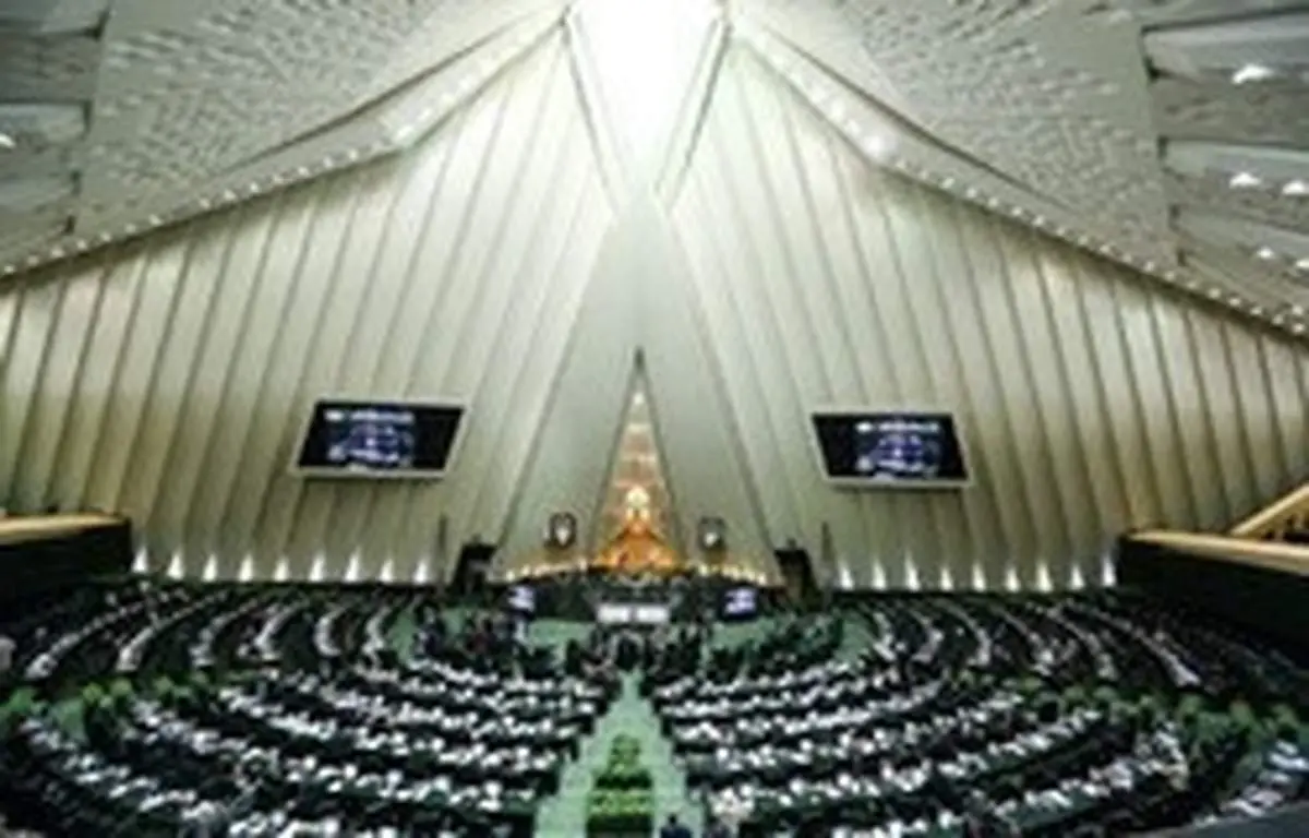 کرونا، وزرای بهداشت و کشور را به مجلس کشاند